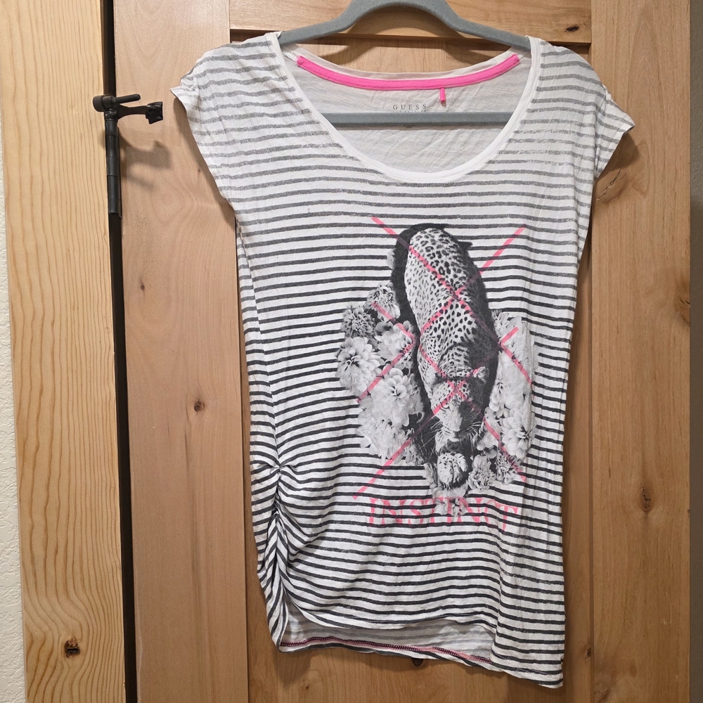 Vintage Guess White Striped Cheetah Short Sleeve Tee floral 2000's mcbling